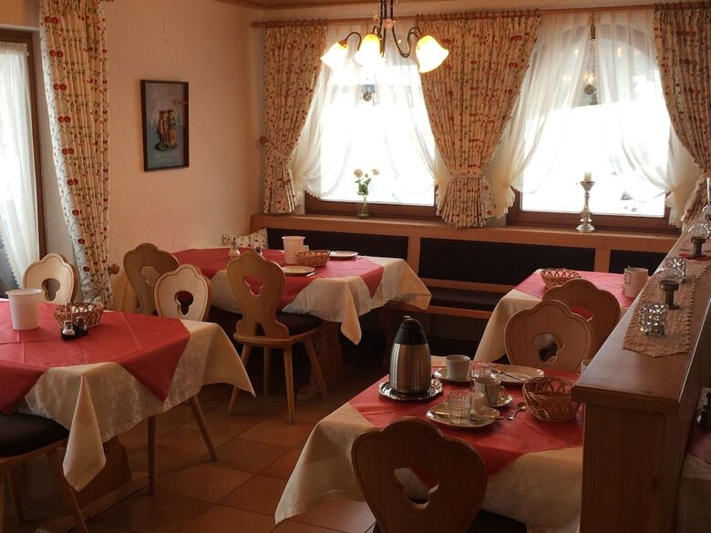 Hotel G�stehaus Riesenb�hl