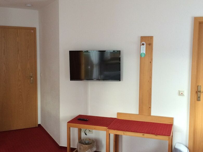 Hotel G�stehaus Riesenb�hl