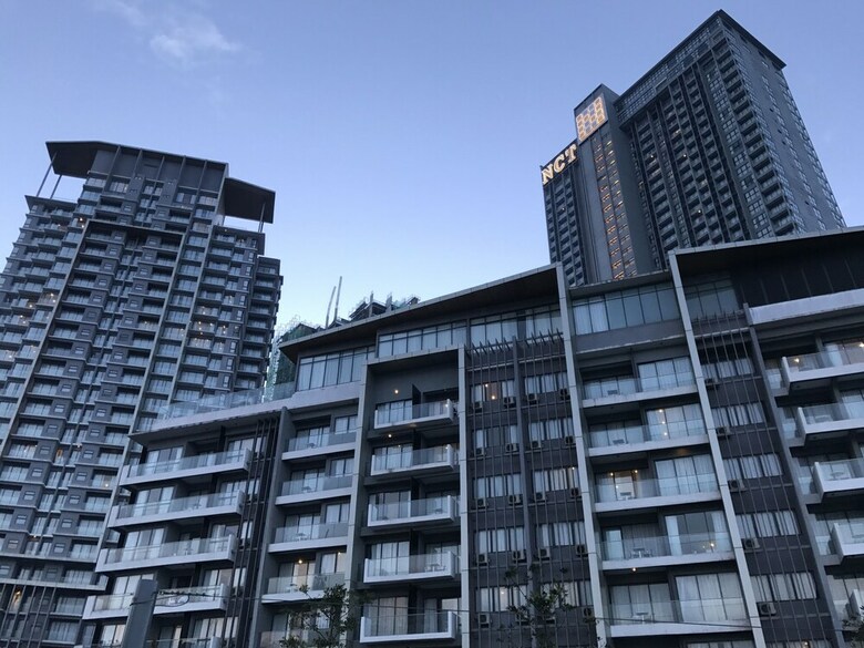 Apartamentos Sky D'mont Suites