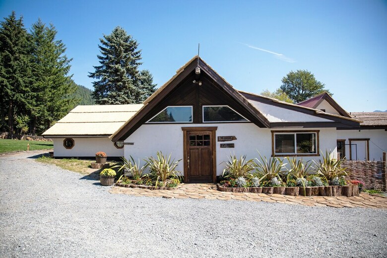 Paradise Village Hotel