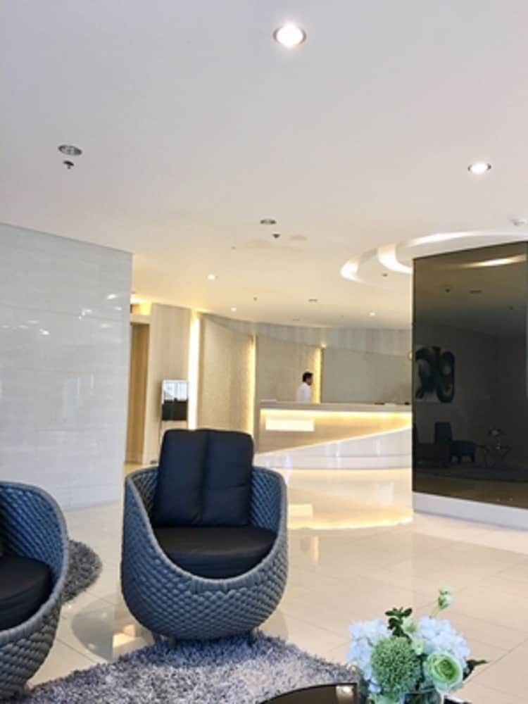 Hotel Grace Residences Taguig Near Bgc