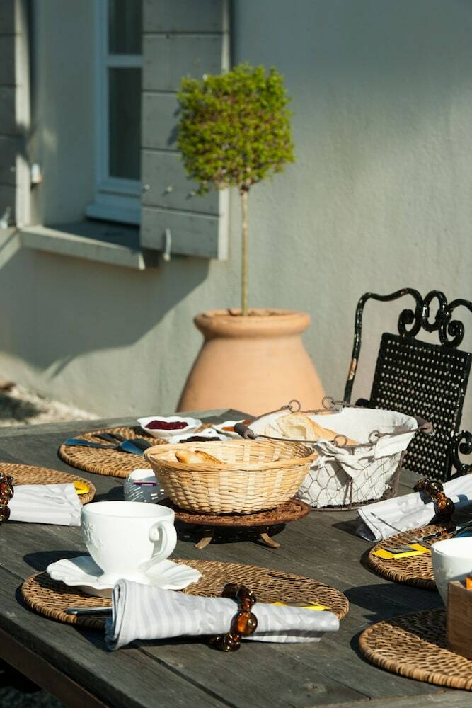 Hotel La Ruette Aux Loups