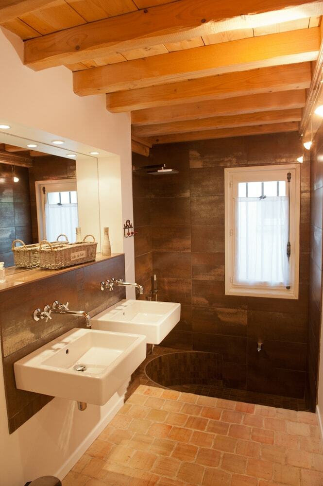 Hotel La Ruette Aux Loups