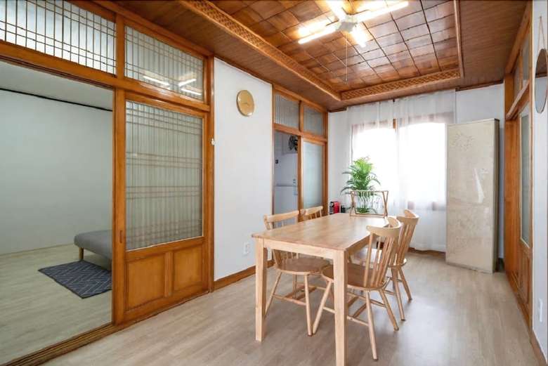 Domini's Local Style House