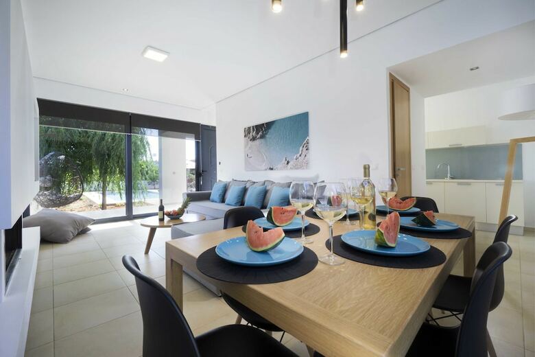 Seametry Luxury Living Villa