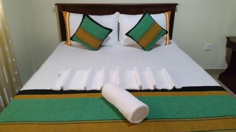 Hotel Rainbow Tourist Rest
