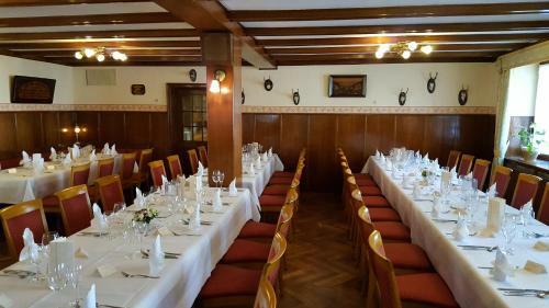 Hostal Gasthaus Zum Hirschen