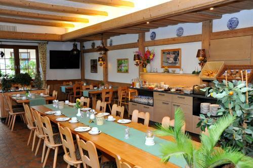 Hostal Landgasthof Adler Pelzm�hle