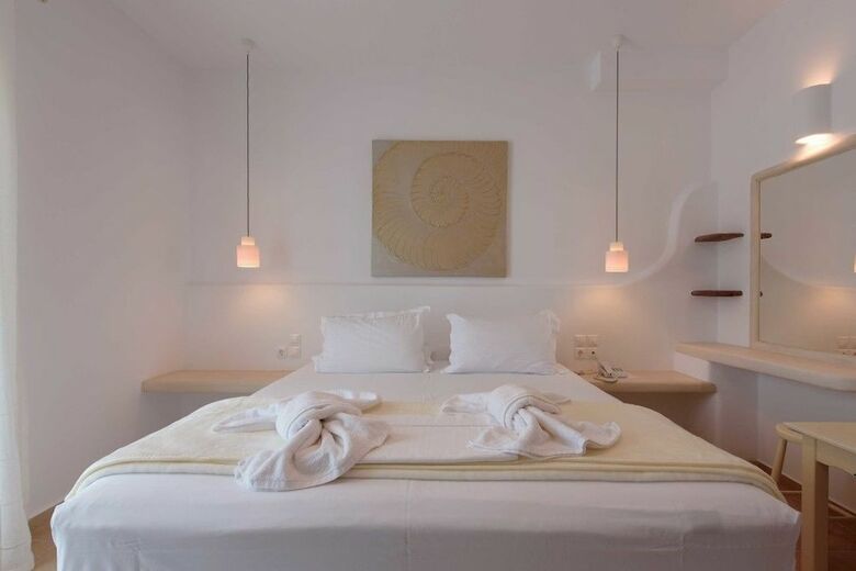 Hotel Tania Milos