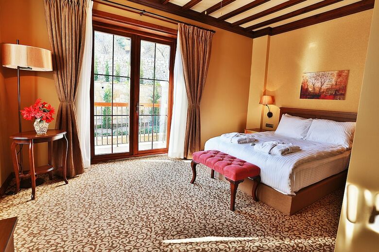 Hotel Ida Tas Konak