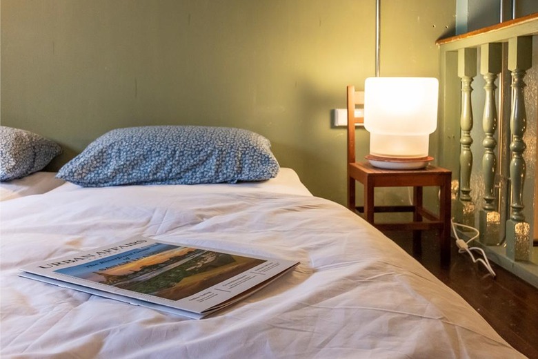 Hostal Live Local