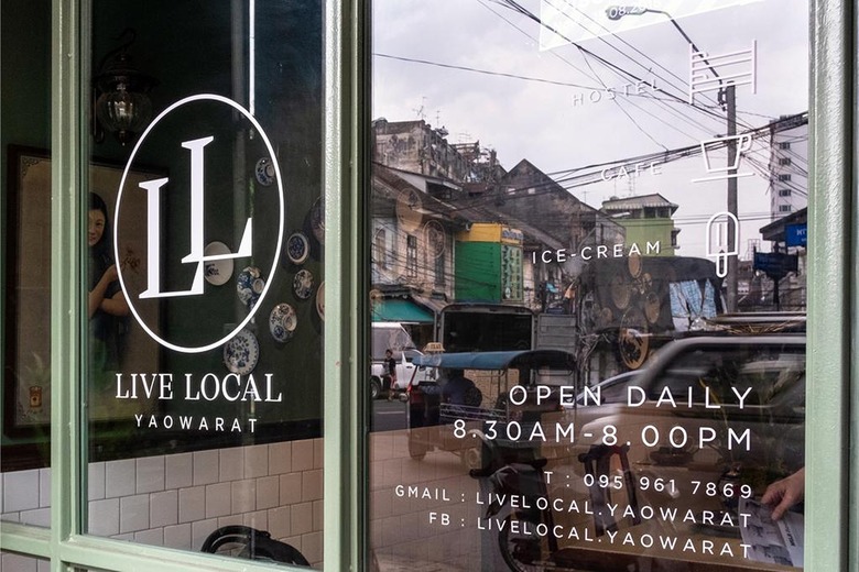 Hostal Live Local