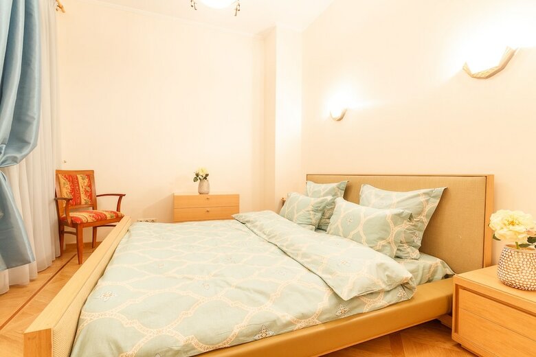 Charming Apartments Near Hermitage