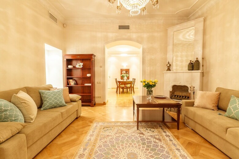 Charming Apartments Near Hermitage