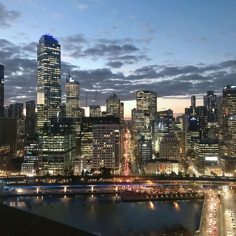 Prima Pearl Luxury 2-bedroom Apartment
