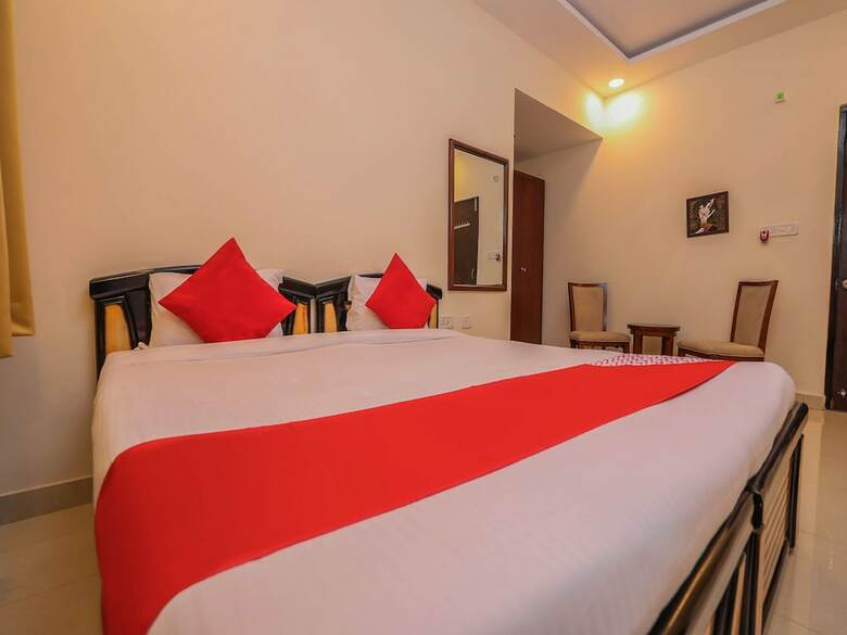 Oyo 15928 Hotel Midtown