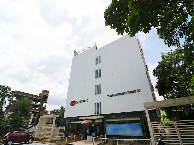 Hotel Capital O 14525 The Platinum Studio 50