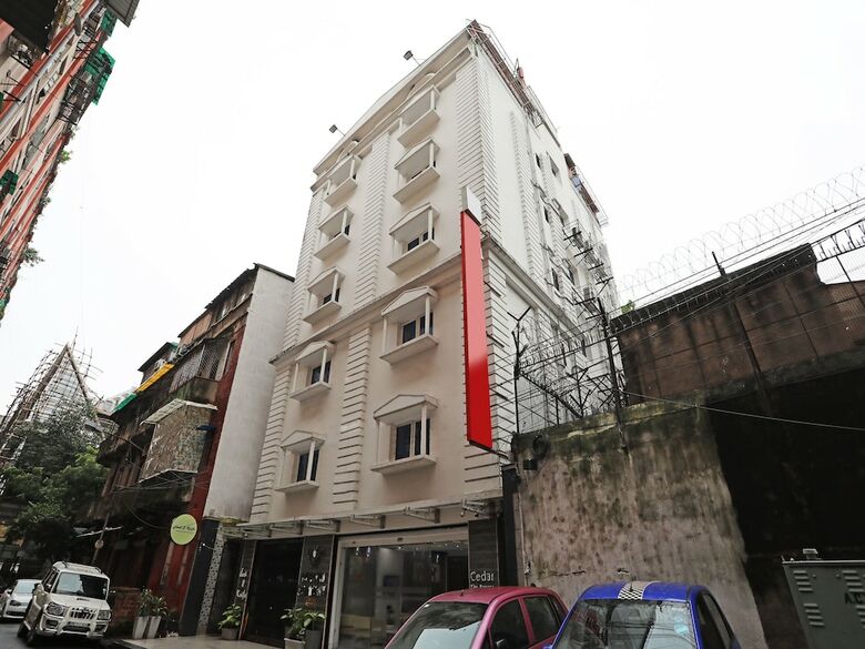 Hotel Capital O 16042 Orion West Willows