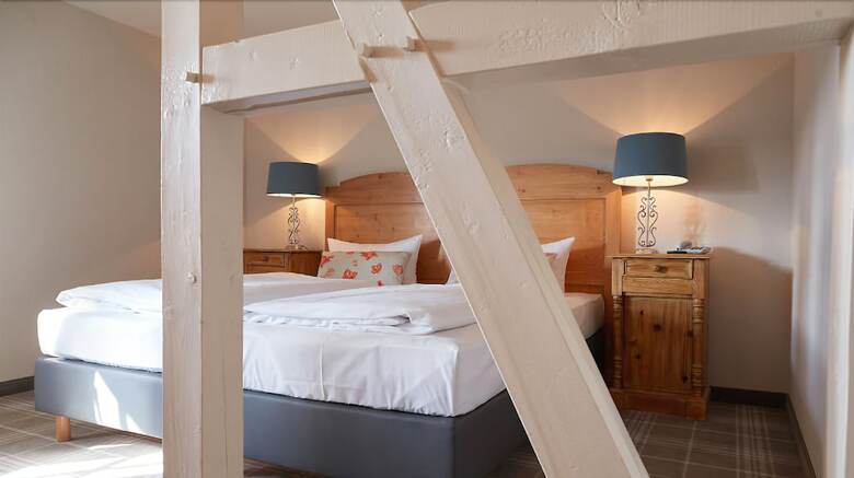 Hotel & G�stehaus Warsteiner Welt