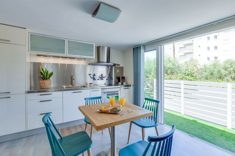 Apartamentos Chania Urban Living