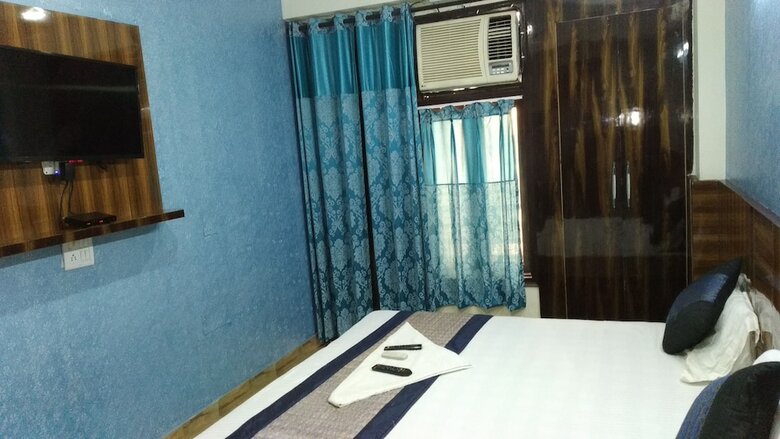 Hotel Jhanvi Palace