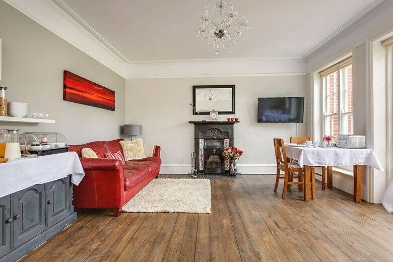 Bed & Breakfast Alton House