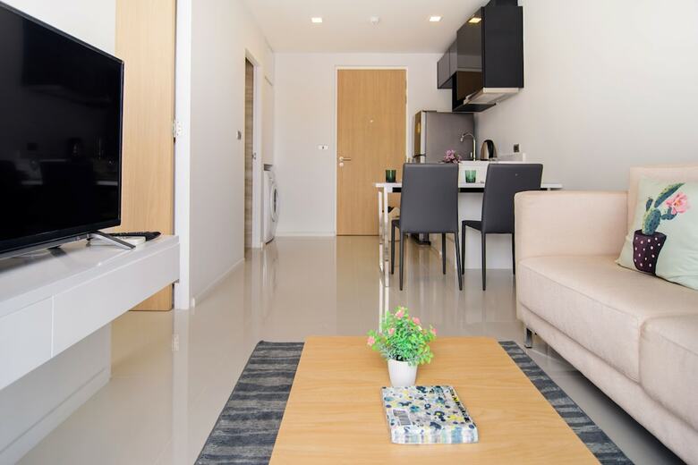 Roomme Hospitality The Urban Attitude