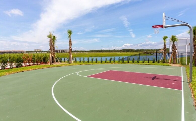 Villa Sweet - Storey Lake