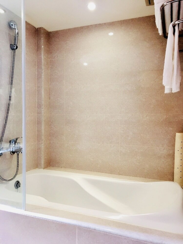 Daxin Hotel