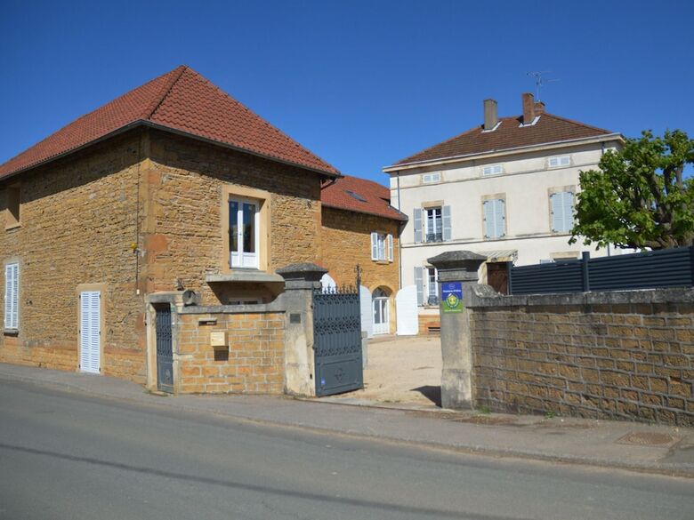 Bed & Breakfast Le Jardin Des Pierres Dor�es