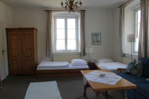 Apartamento Villa Waldfrieden - Ferienwohnungen Und -haus