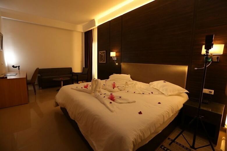 H�tel Ksar Dhiafa By Plaza Hotels & Resorts