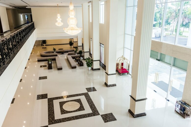 Sai Gon Phu Tho Hotel