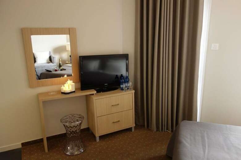 Acco Beach Hotel