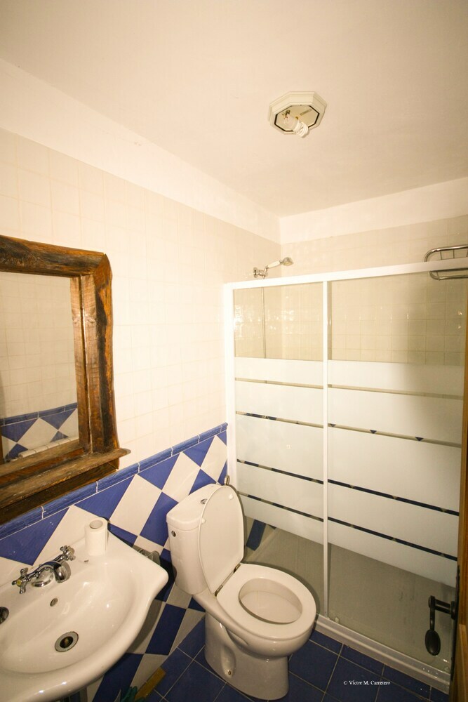 Hostal Albergue Valle Do Seo