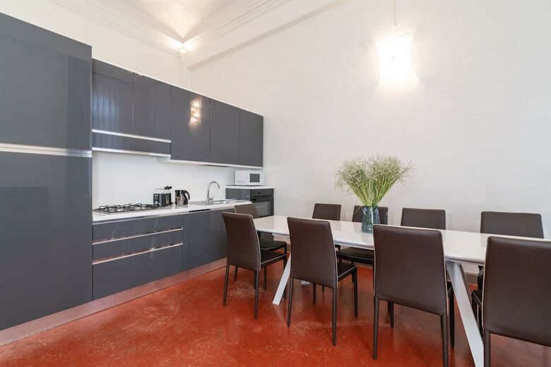 Riva Palace Apartments