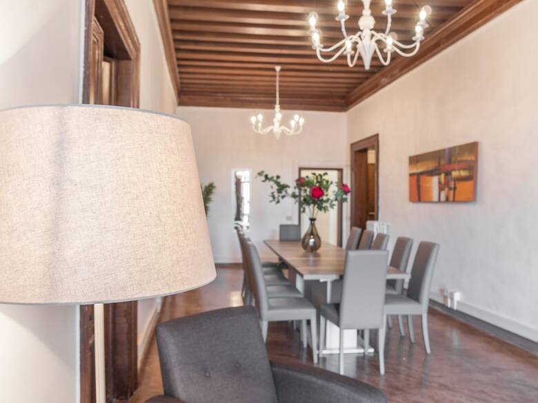 Riva Palace Apartments