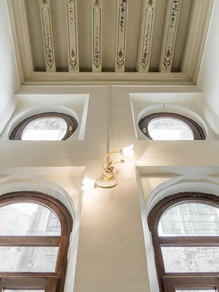 Riva Palace Apartments