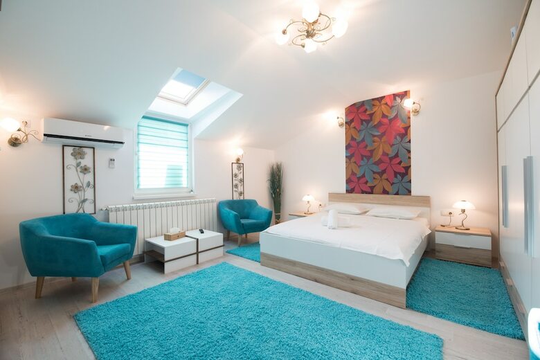 City Center Queen Apartment