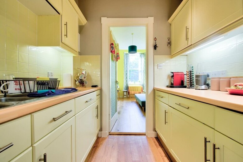 Bright And Airy Apartment In Canonmills