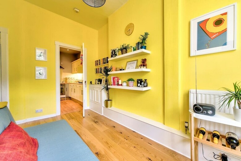 Bright And Airy Apartment In Canonmills