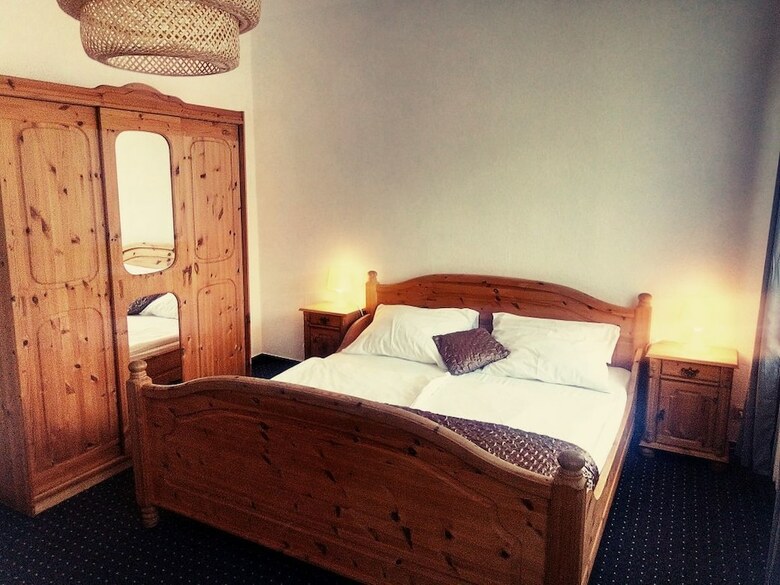 Bed & Breakfast Pension Neusch�nau