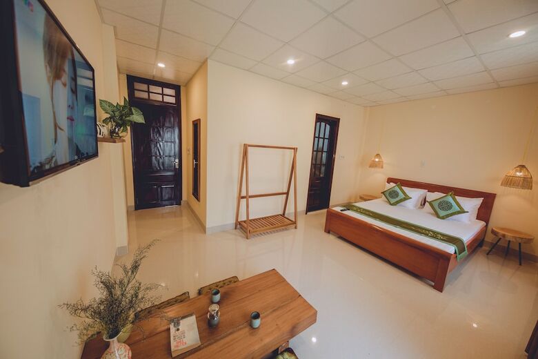 Hotel Purple Hue Bnb