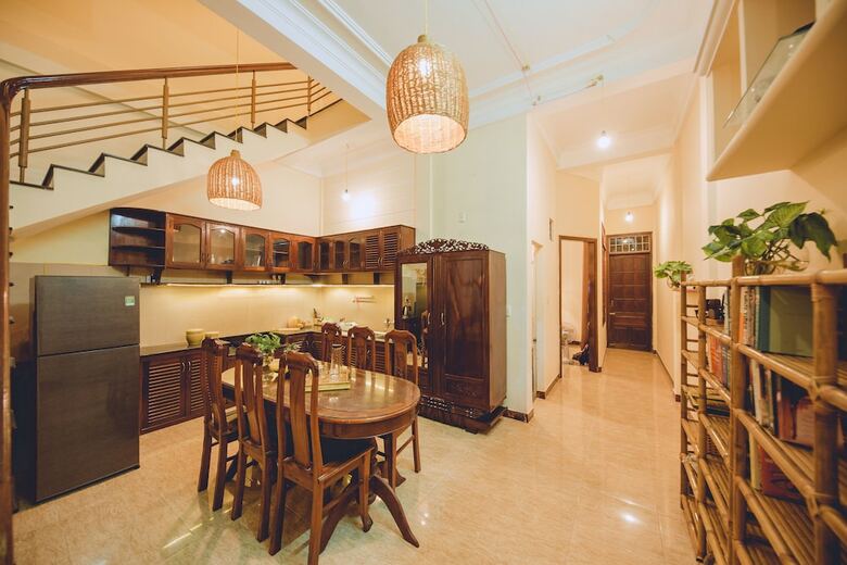 Hotel Purple Hue Bnb