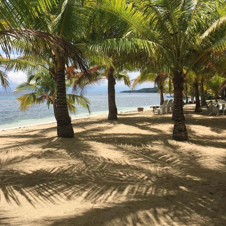 Hotel Islandia Beach Resort