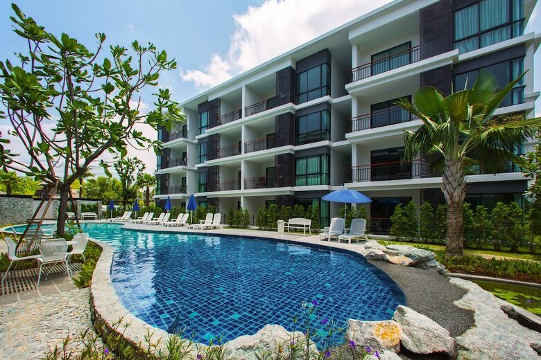 Apartamentos The Title C107