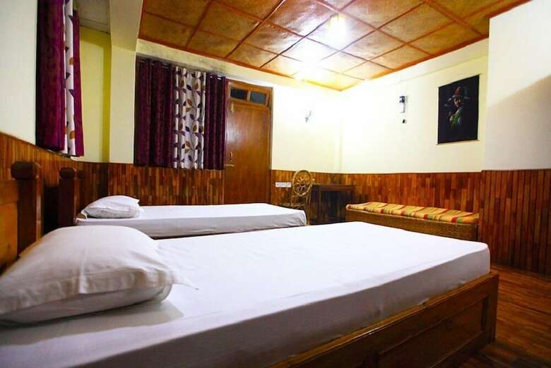 Hotel Teen Taley