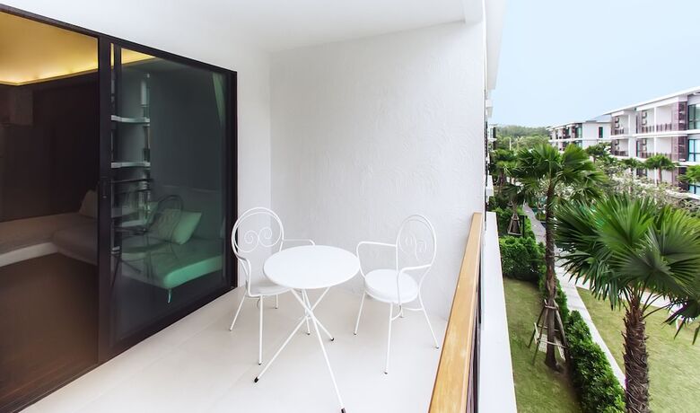 Apartamentos The Title A306
