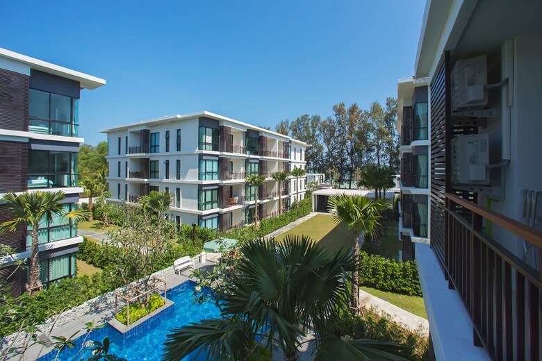Apartamentos The Title A306