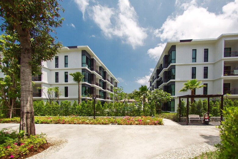 Apartamentos The Title A306
